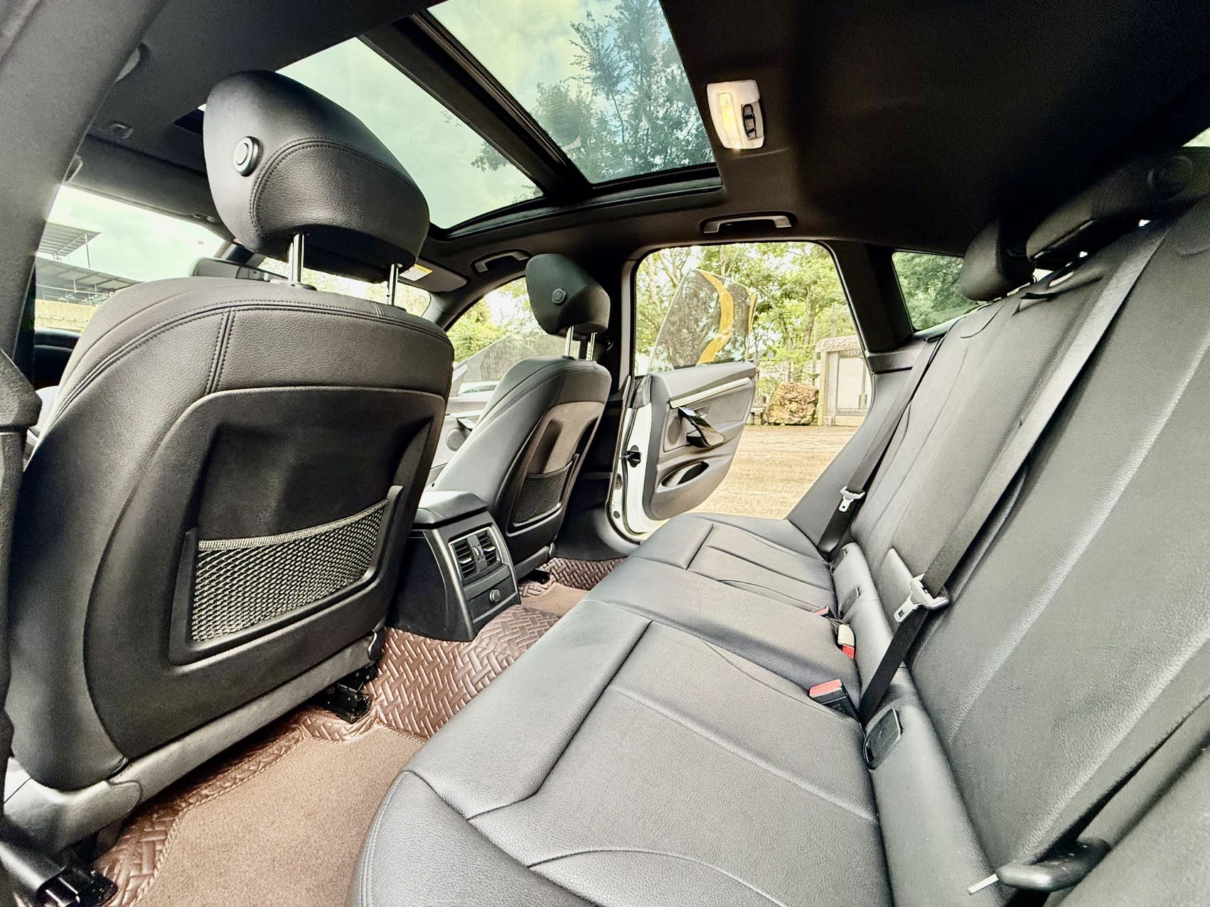 BMW 3 Series GT 2021 imagen de coche #8