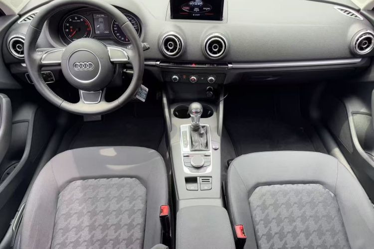 Audi A3 2016 car image #10