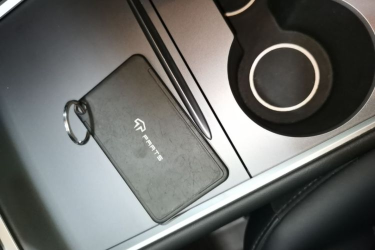 Tesla Model Y 2024 #9 Tesla Model Y 2024 car image #9