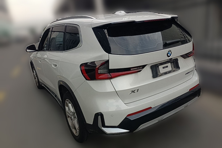 BMW X1 2023 car image #5