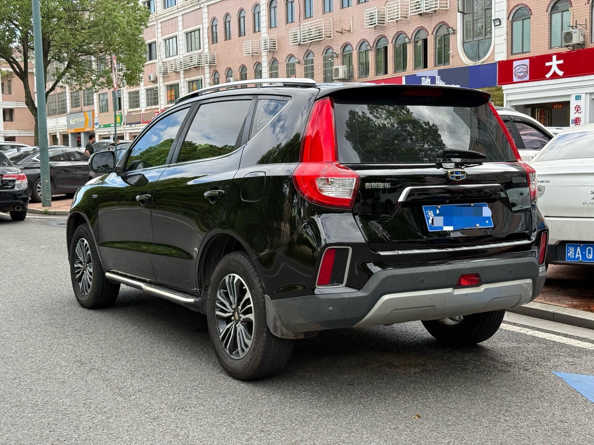 GEELY Vision X6 2017 car image #4