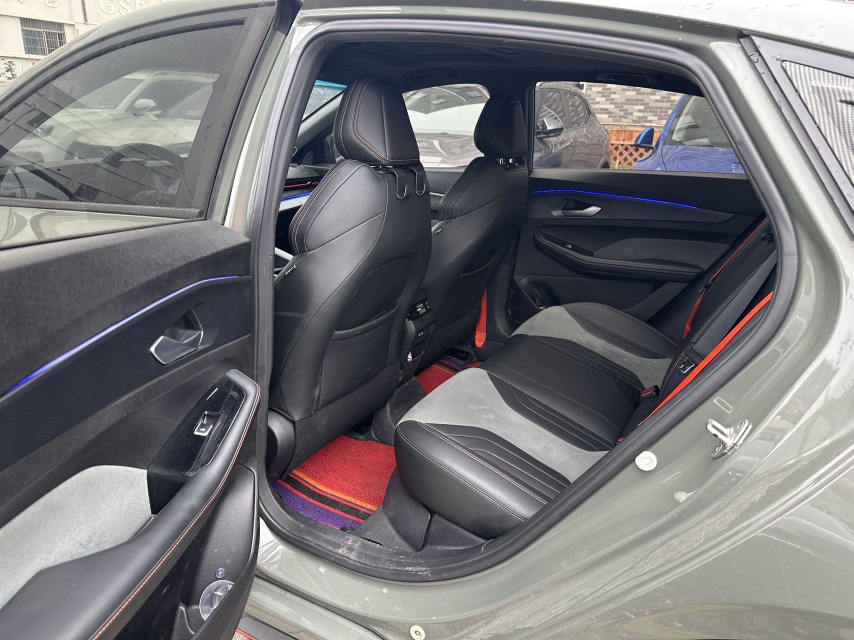 GEELY Binray 2022 car image #4