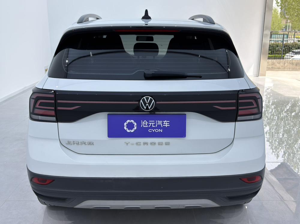 Volkswagen T-Cross 2023 immagine di auto #5
