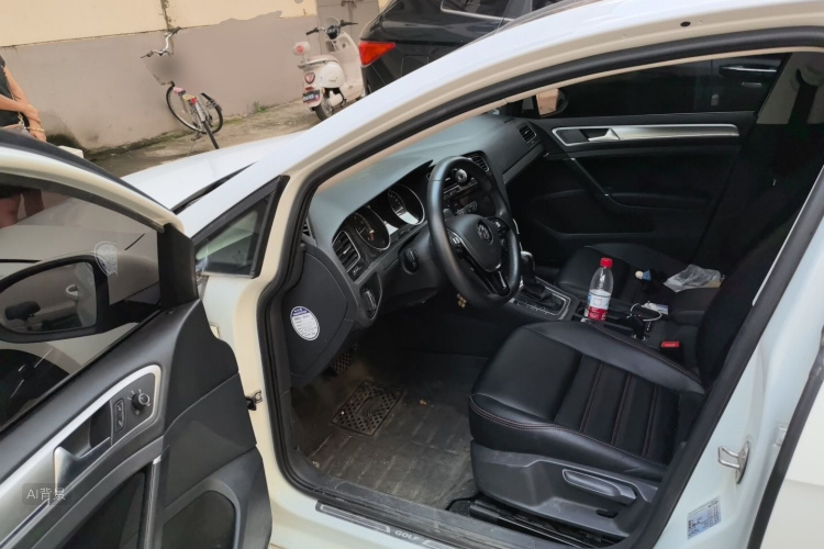 Volkswagen Golf 2019 #17 Volkswagen Golf 2019 car image #17