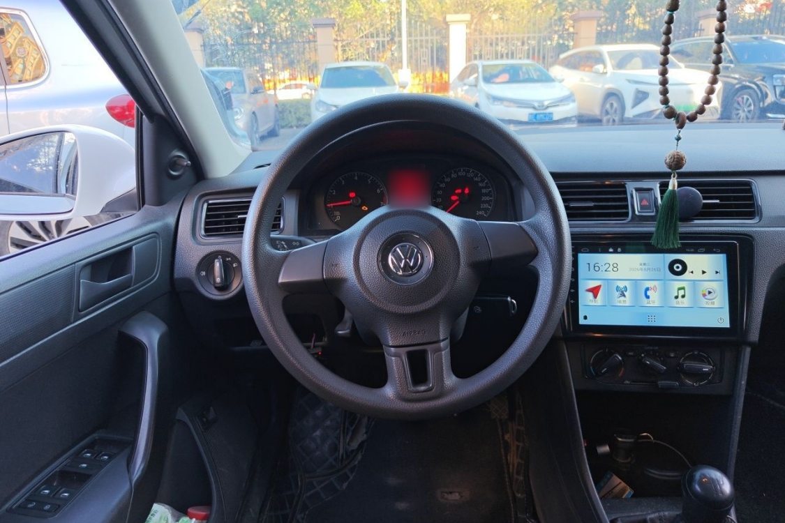 Volkswagen Santana 2018 car image #22