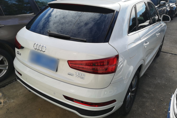 Audi Q3 2019 #7 Audi Q3 2019 car image #7