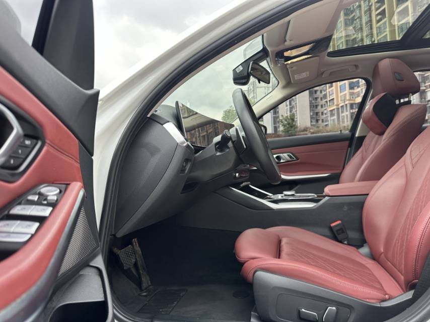 BMW 3 Series 2024 #6 BMW 3 Series 2024 car image #6