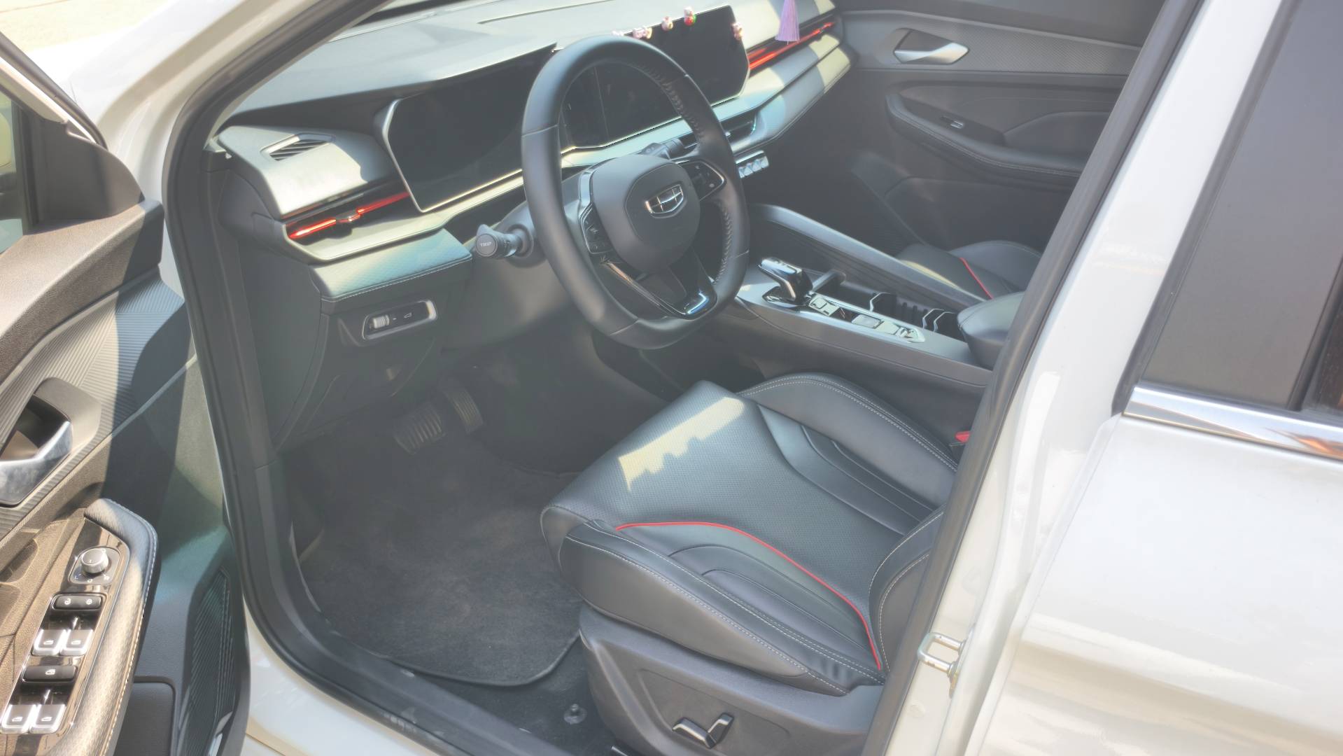 GEELY Binray 2023 #3 GEELY Binray 2023 صورة سيارة #3