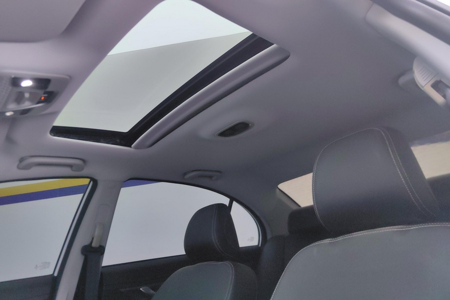 GEELY Emgrand 2022 car image #6