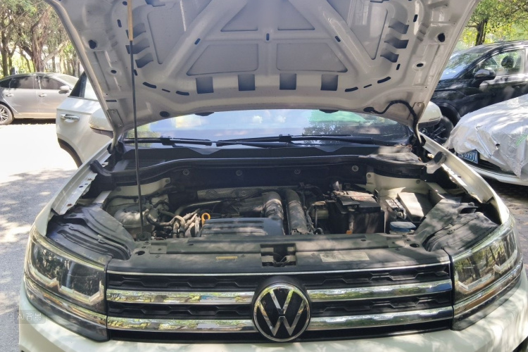 Volkswagen Tharu 2020 صورة سيارة #22