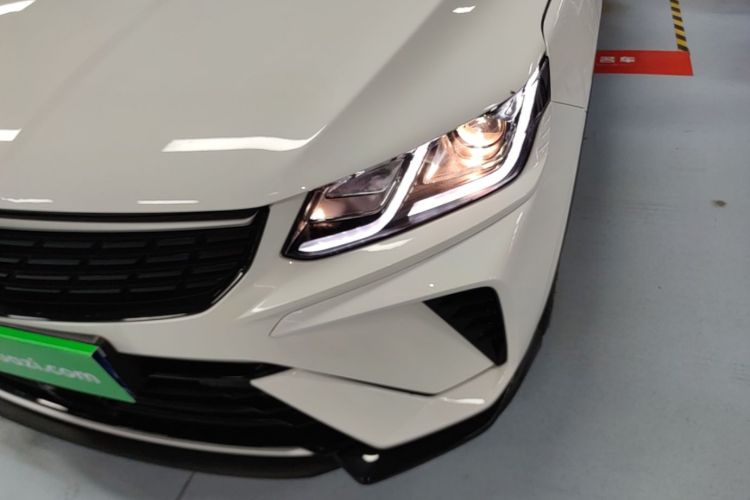 GEELY Coolray 2025 car image #23