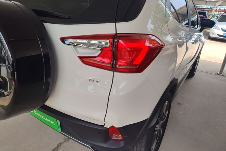 BYD Yuan New Energy 2019 #8 BYD Yuan New Energy 2019 car image #8