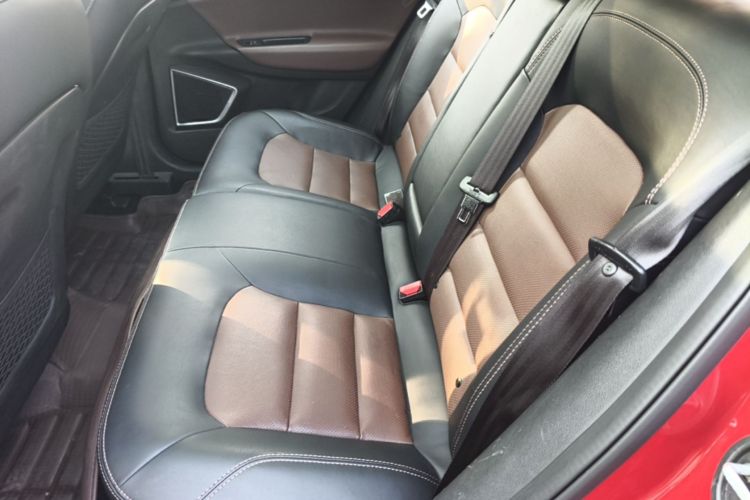 GEELY Emgrand GS 2017 car image #17