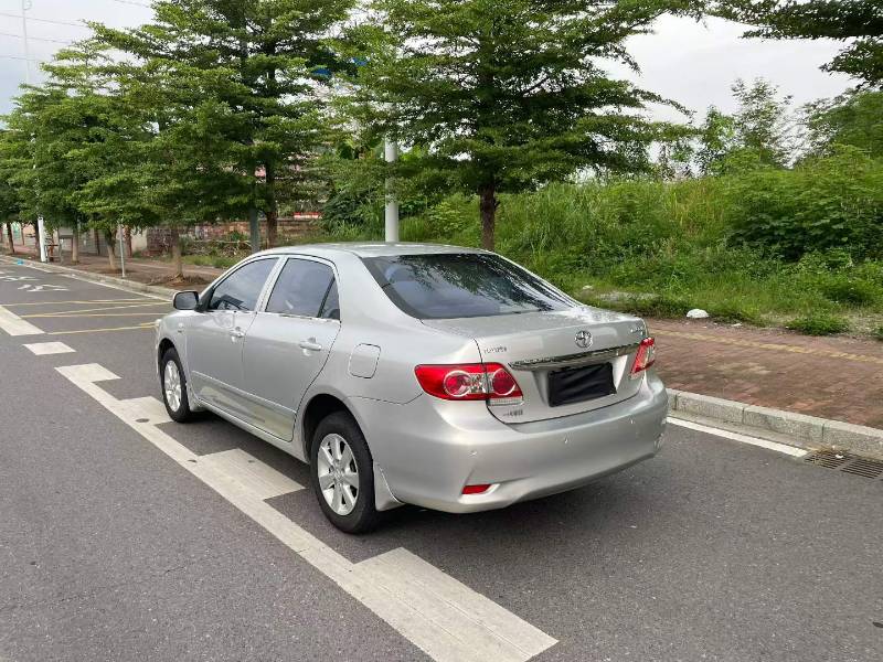 Toyota Corolla 2012 #4 Toyota Corolla 2012 car image #4