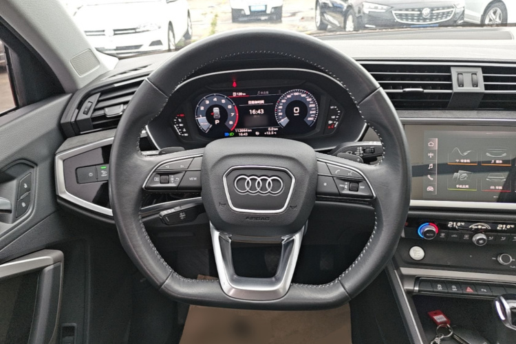 Audi Q3 2020 #11 Audi Q3 2020 car image #11