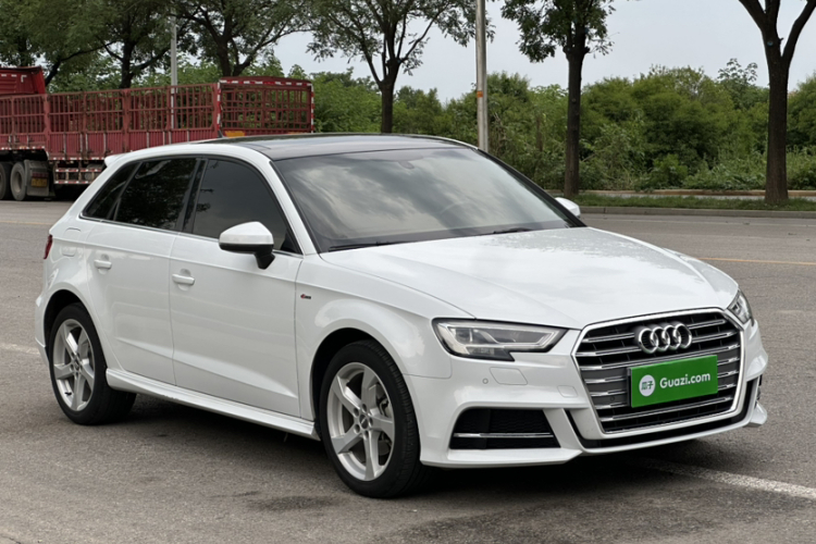 Audi A3 2020 car image #7