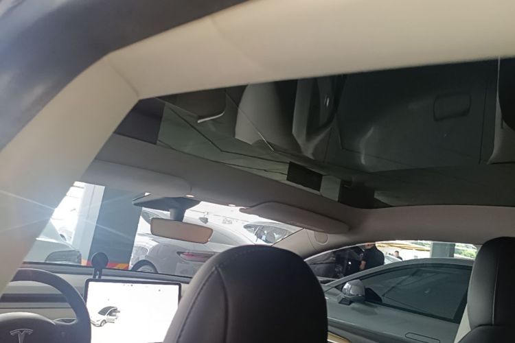 Tesla Model Y 2021 #16 Tesla Model Y 2021 car image #16