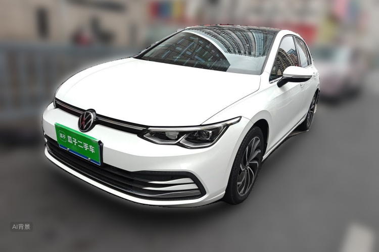 Volkswagen Golf 2023 car image #2