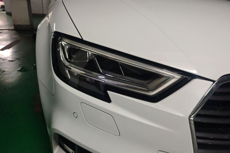 Audi A3 2019 car image #8