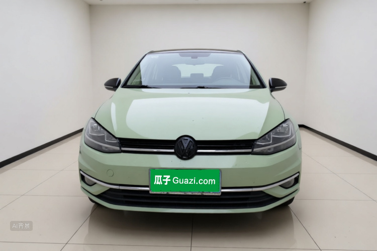 Volkswagen Golf 2018 car image #3
