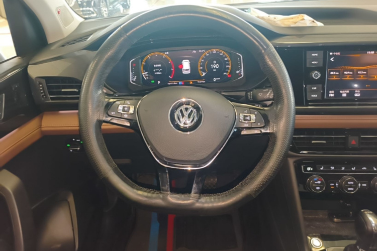 Volkswagen Tharu 2019 #11 Volkswagen Tharu 2019 car image #11
