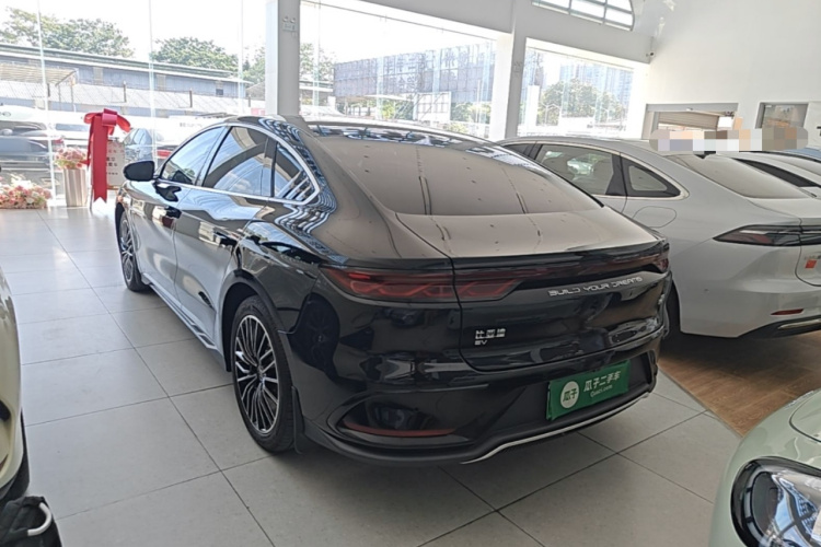 BYD Han 2023 imagem de carro #5