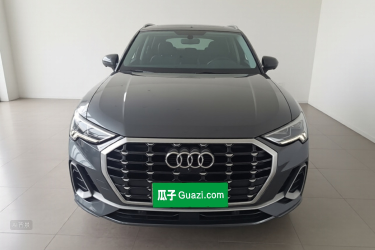 Audi Q3 2020 car image #3