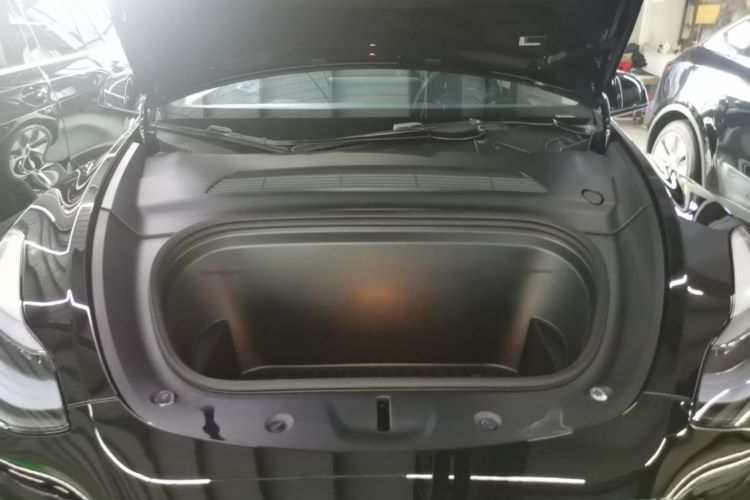 Tesla Model Y 2023 #20 Tesla Model Y 2023 car image #20