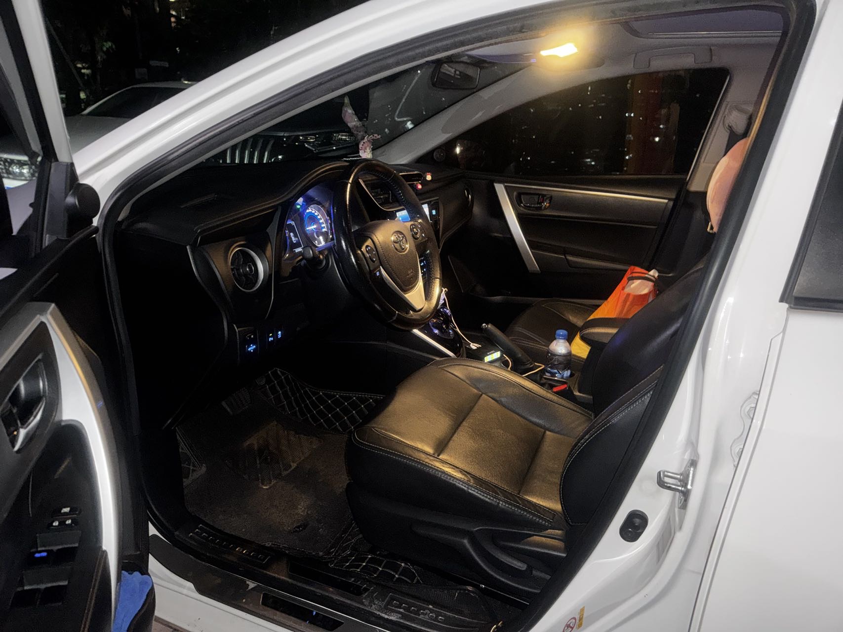Toyota Corolla 2018 #6 Toyota Corolla 2018 صورة سيارة #6