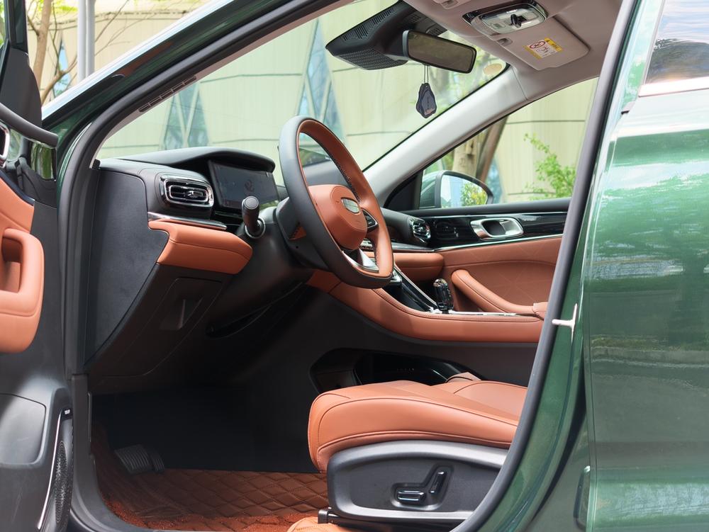 GEELY Emgrand 2026 car image #29