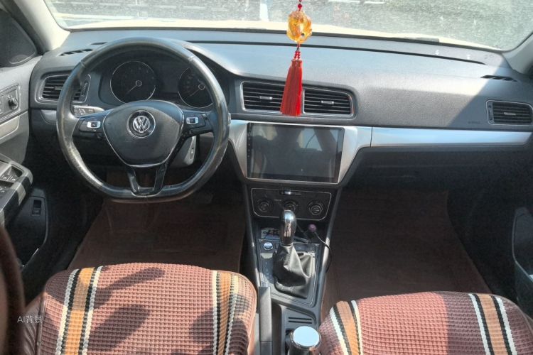 Volkswagen Lavida 2017 car image #11