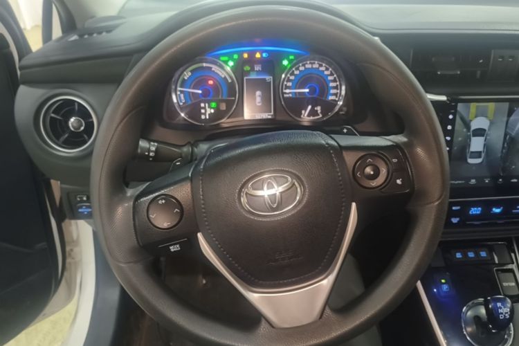 Toyota Corolla 2018 #11 Toyota Corolla 2018 car image #11