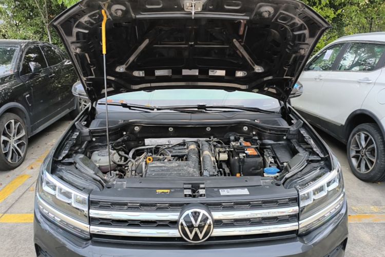 Volkswagen Tharu 2021 car image #20