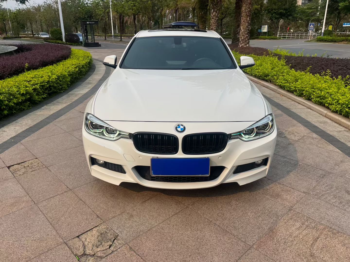 BMW 3 Series 2017 car image #3
