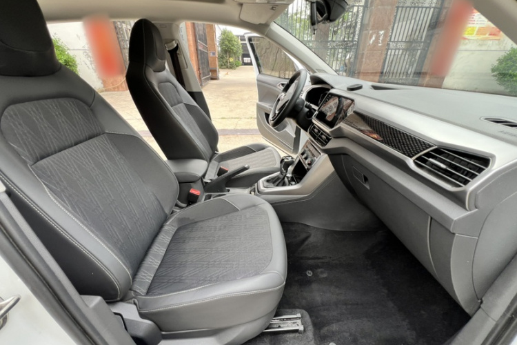 Volkswagen T-Cross 2023 car image #15