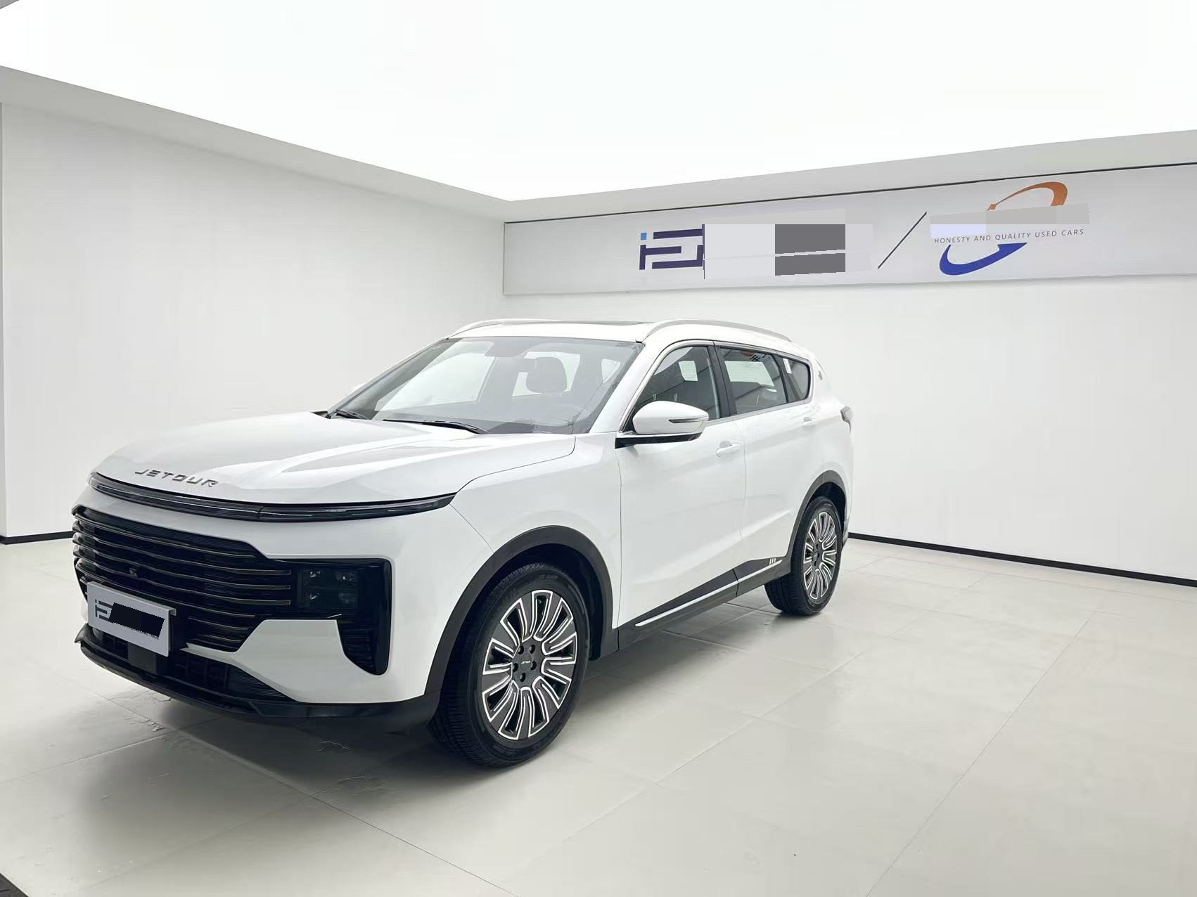 Jetour X70 PLUS 2025 Jetour X70 PLUS 2025 car image