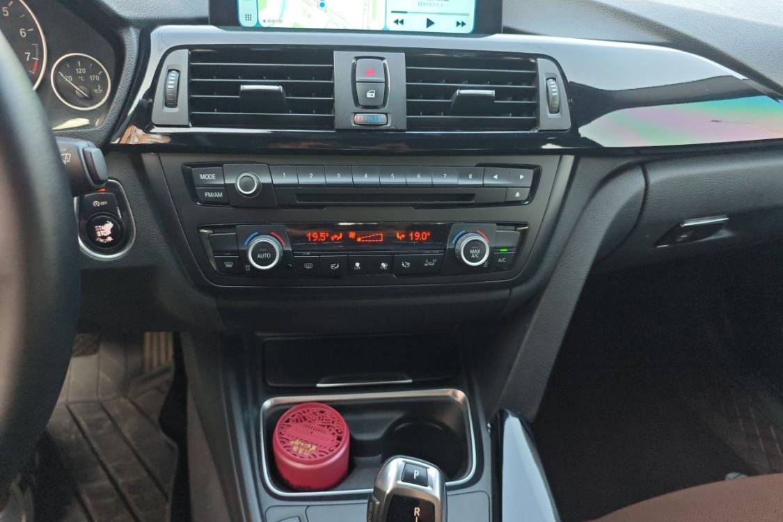 BMW 3 Series 2013 #28 BMW 3 Series 2013 car image #28