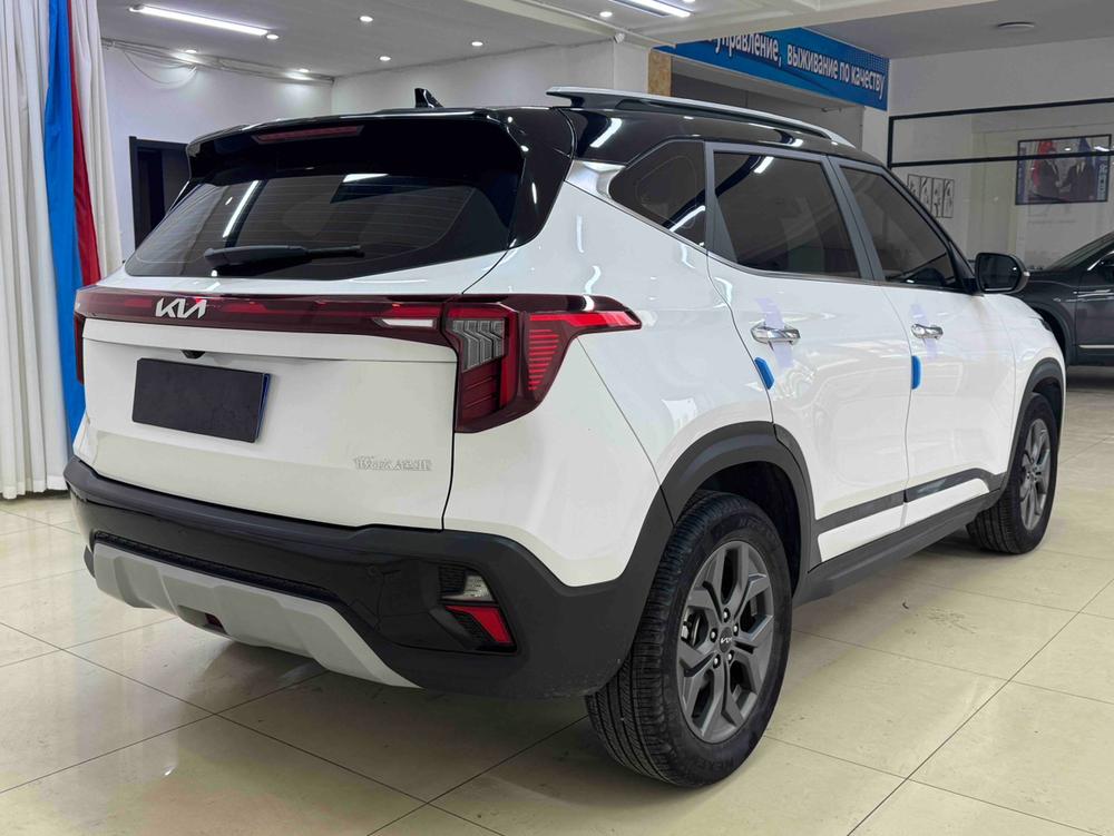 Kia Seltos 2023 image de voiture #6