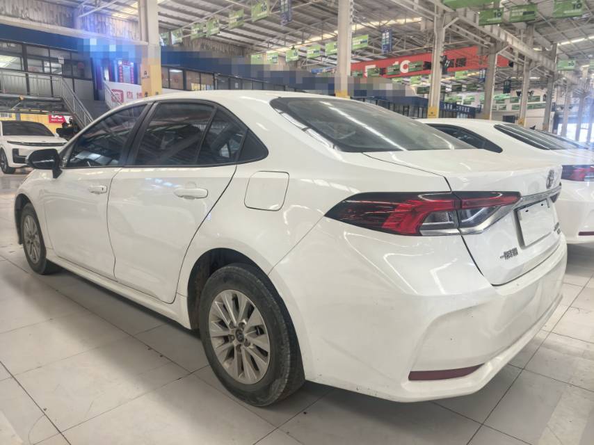 Toyota Corolla 2023 car image #8
