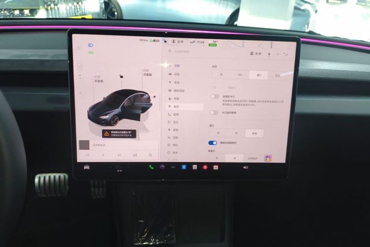 Tesla Model 3 2025 car image #17