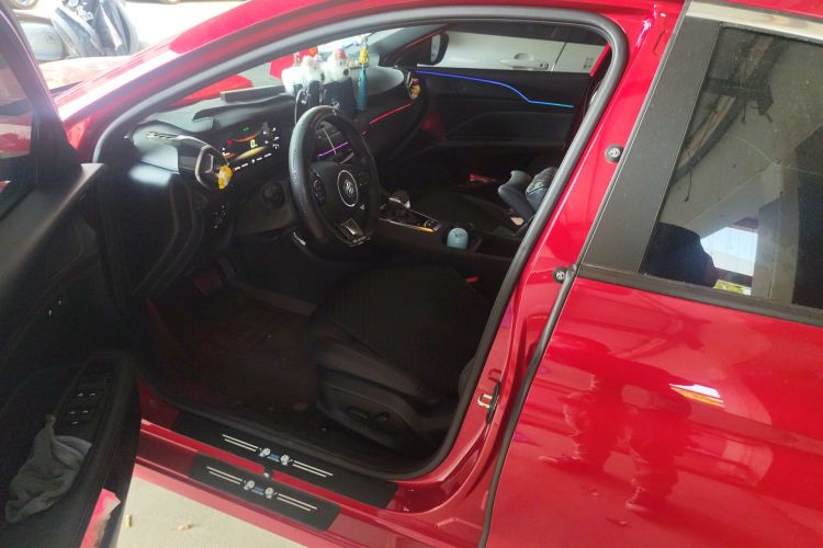 MG 5 2024 imagen de coche #13