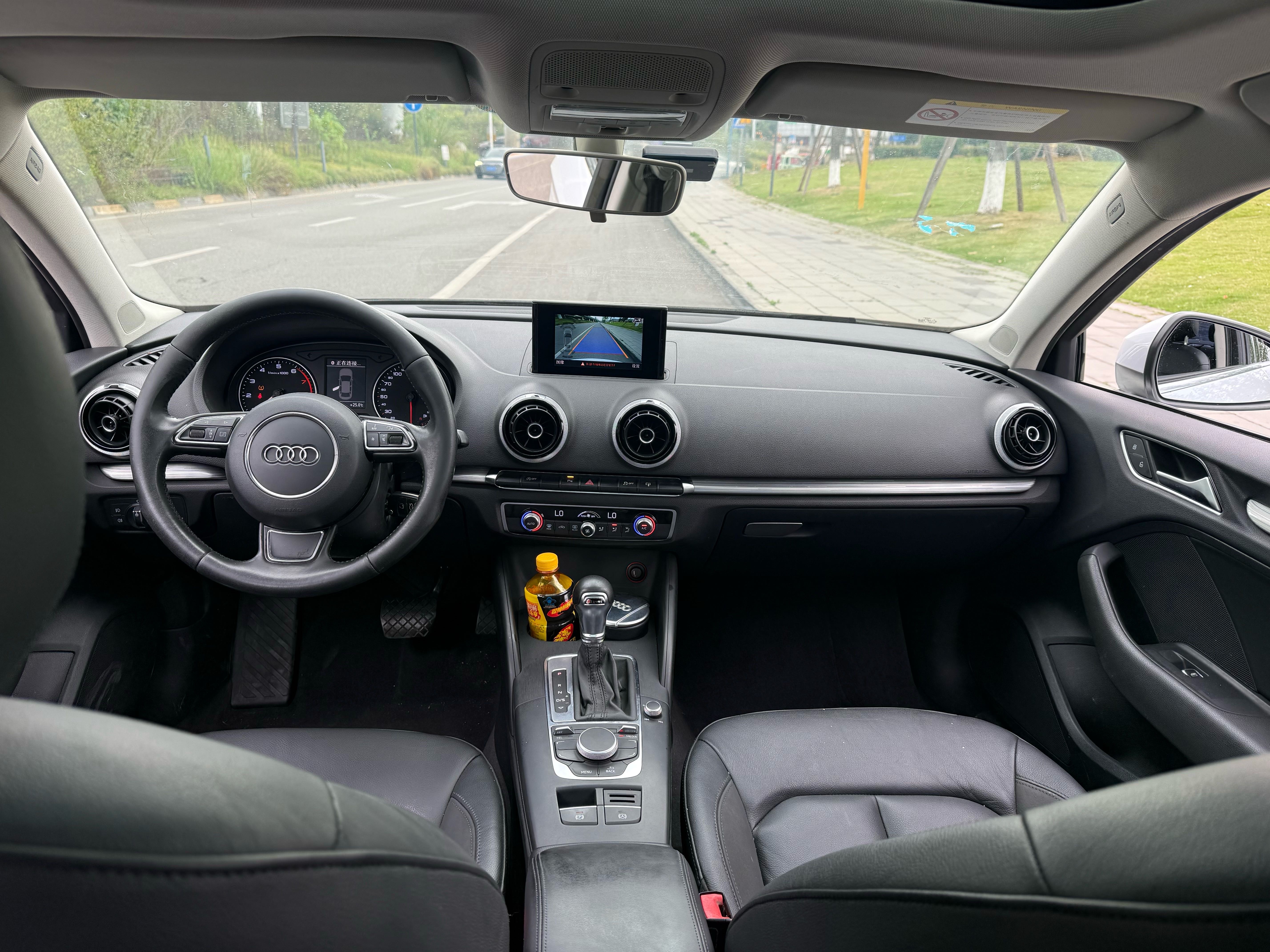 Audi A3 2017 car image #9