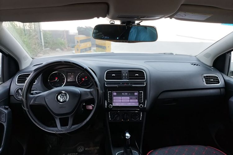 Volkswagen Polo 2016 #10 Volkswagen Polo 2016 car image #10