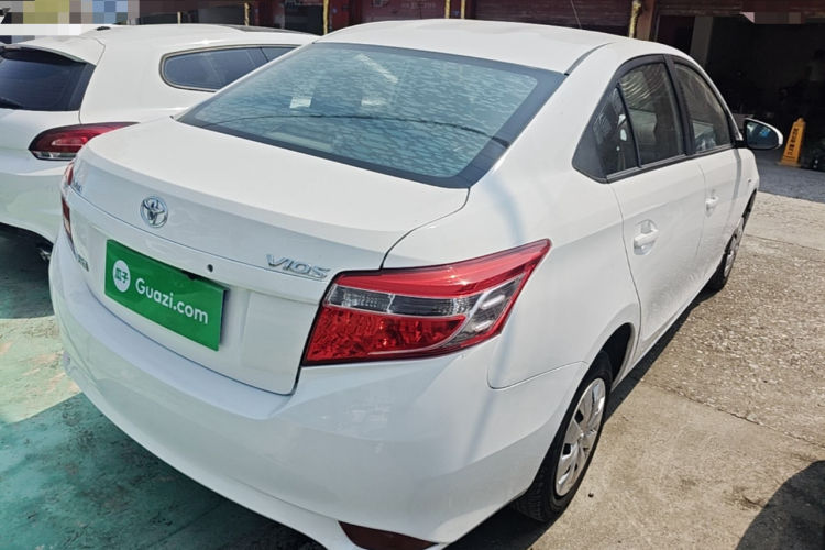 Toyota Vios 2015 car image #7