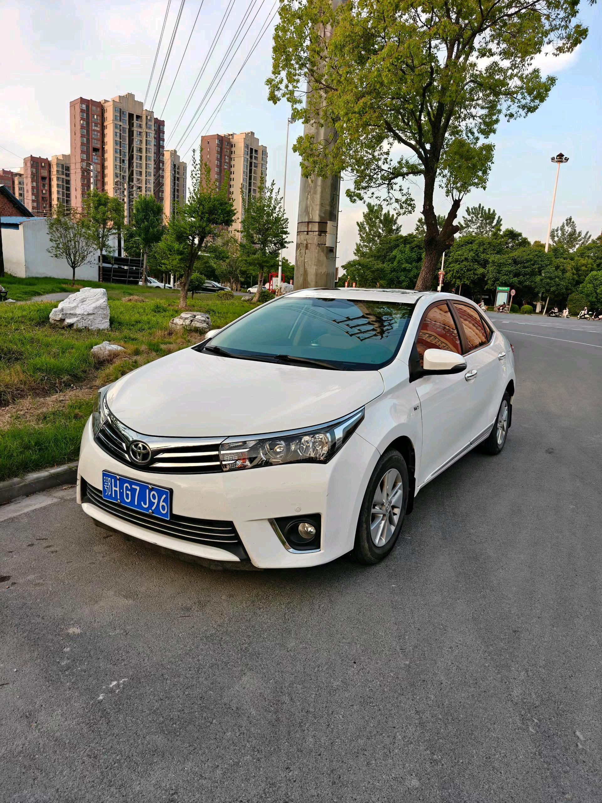 Toyota Corolla 2014 car image 