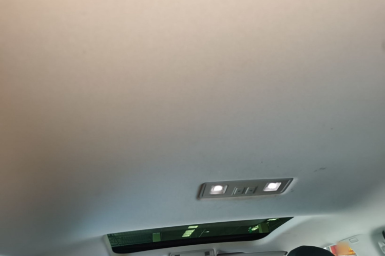 Volkswagen Polo 2020 car image #18