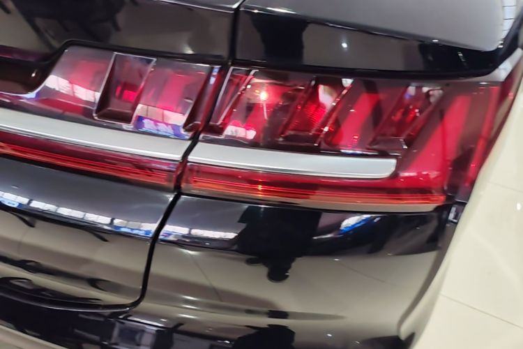 BYD Han 2021 #8 BYD Han 2021 car image #8
