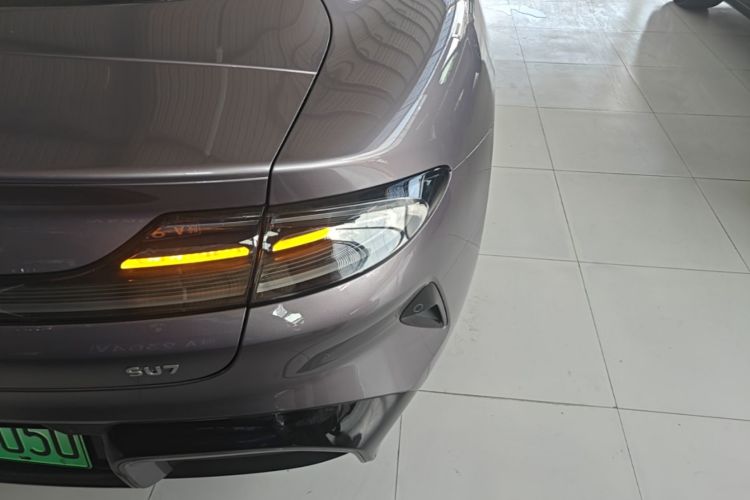 MI SU7 2025 car image #8