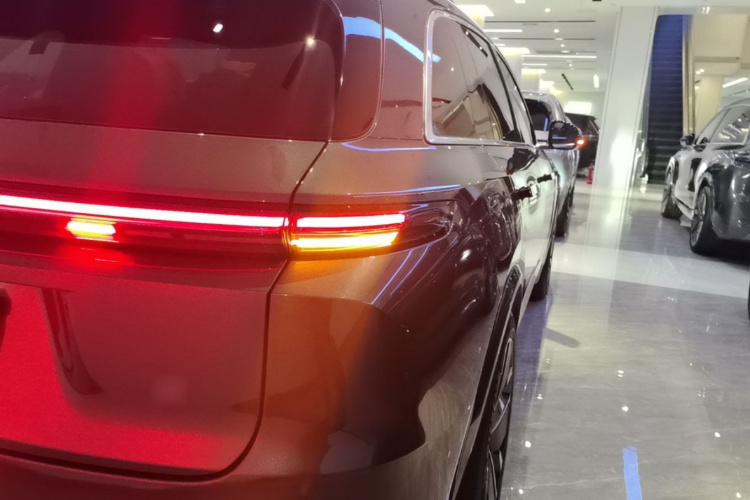 理想汽车 理想L7 2025 汽车图片 #8