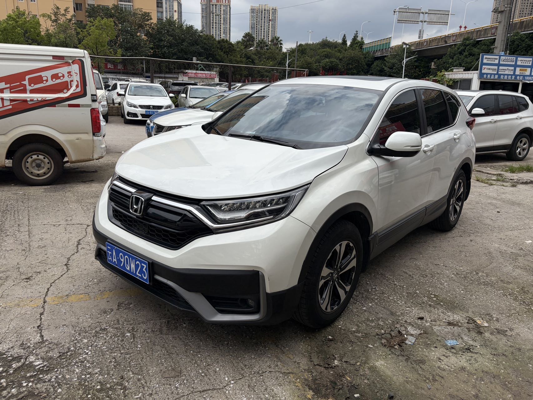 Honda CR-V 2021 Honda CR-V 2021 car image